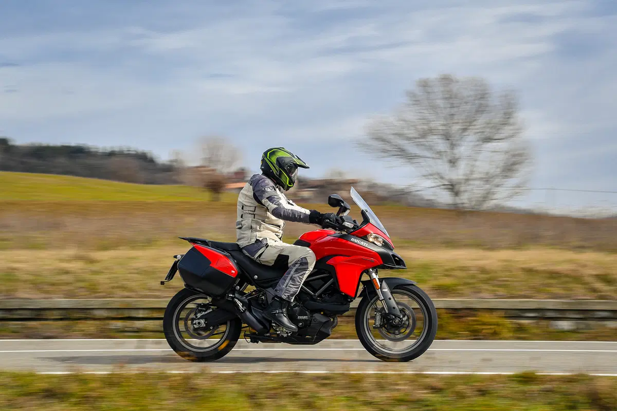 Ducati Multistrada 950 vs KTM 1090 Adventure. Comparativa maxienduro (34)