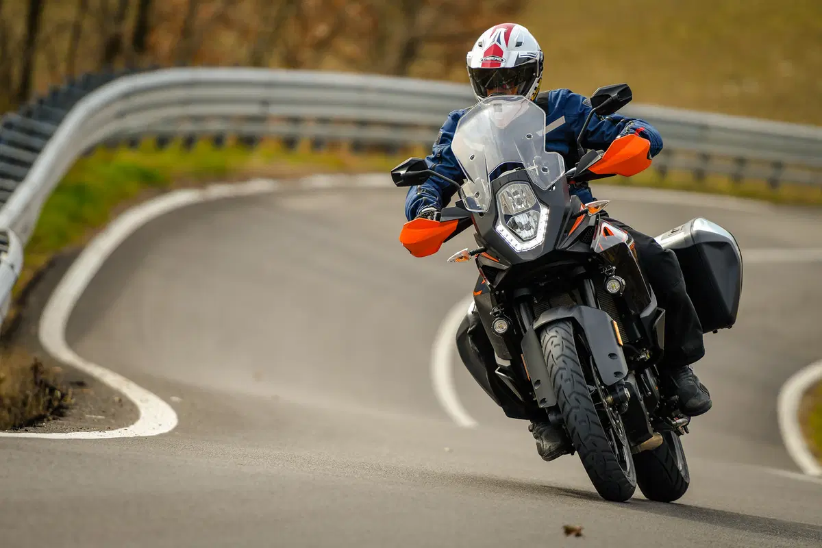 Ducati Multistrada 950 vs KTM 1090 Adventure. Comparativa maxienduro (41)