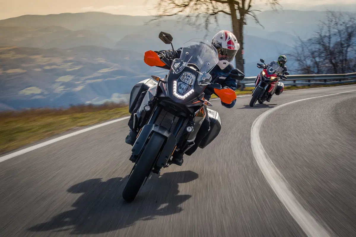 Ducati Multistrada 950 vs KTM 1090 Adventure. Comparativa maxienduro (42)
