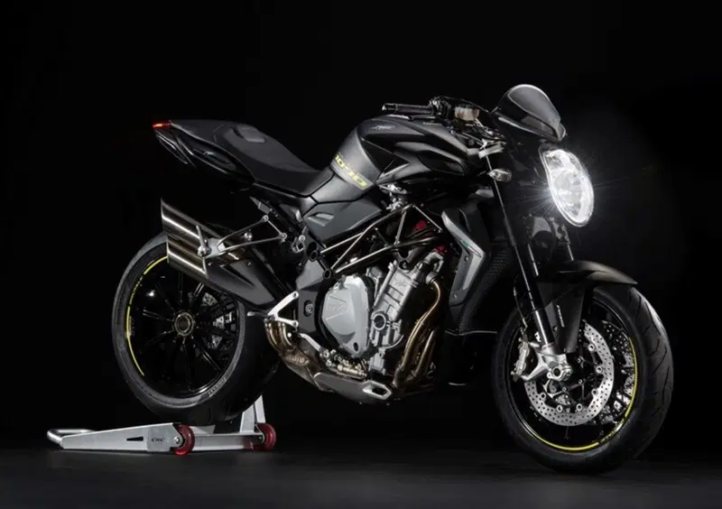 MV Agusta Brutale 1090 Brutale 1090 (2012 - 15)