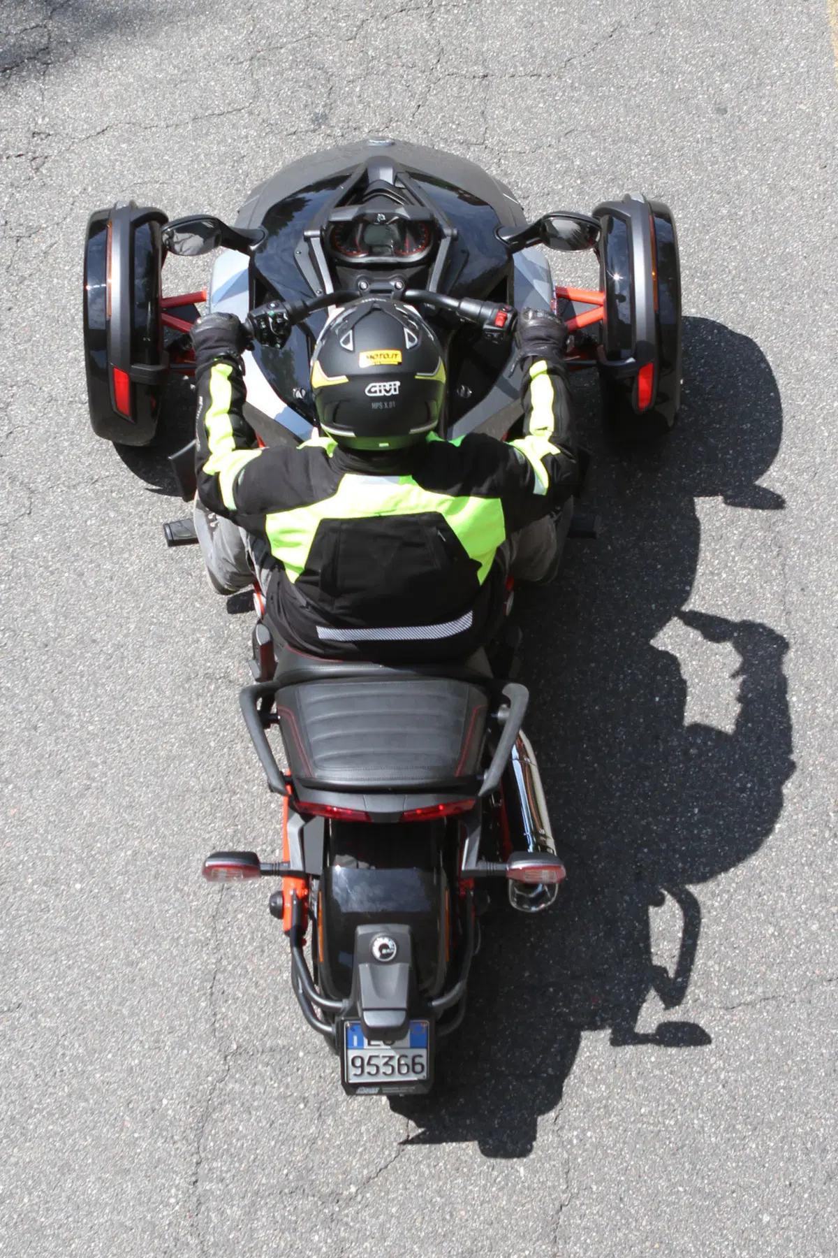Can-Am Spyder F3-S (2)
