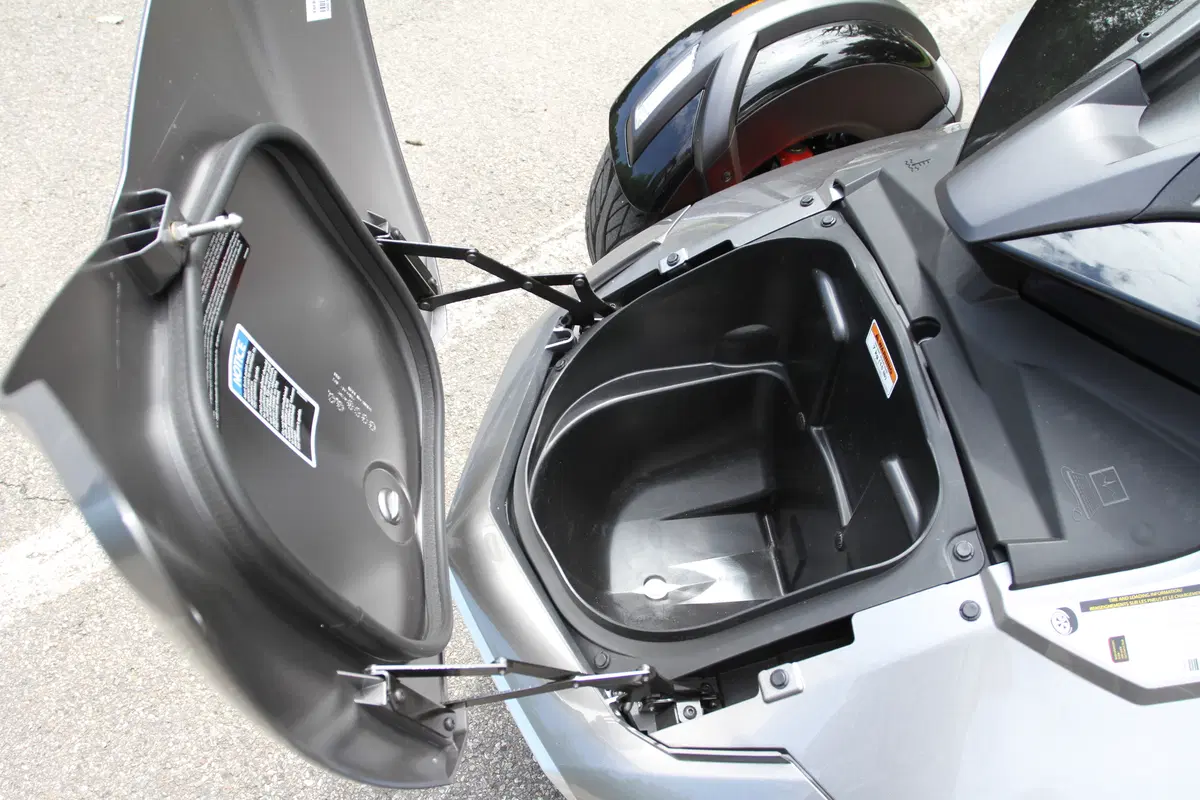 Can-Am Spyder F3-S (4)