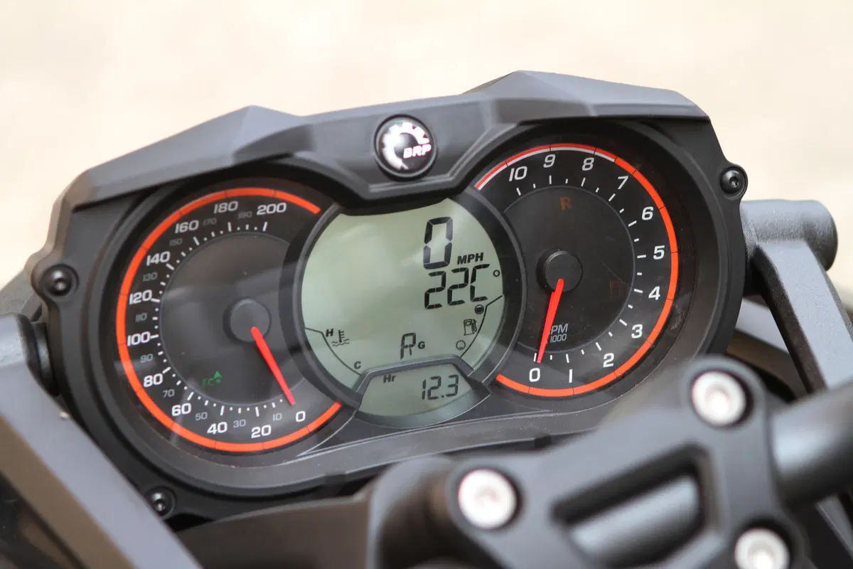 Can-Am Spyder F3-S (11)