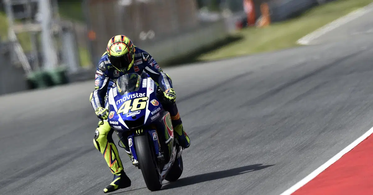 MotoGP Sachsenring 2015. Rossi: "Marquez favorito, ma &egrave; solo venerd&igrave;"