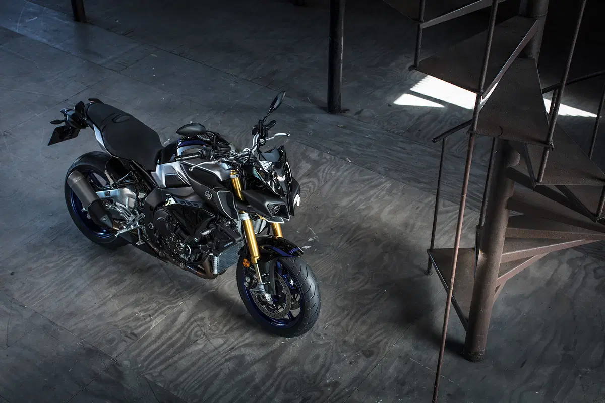 Yamaha MT-10 SP e Tourer Edition (13)