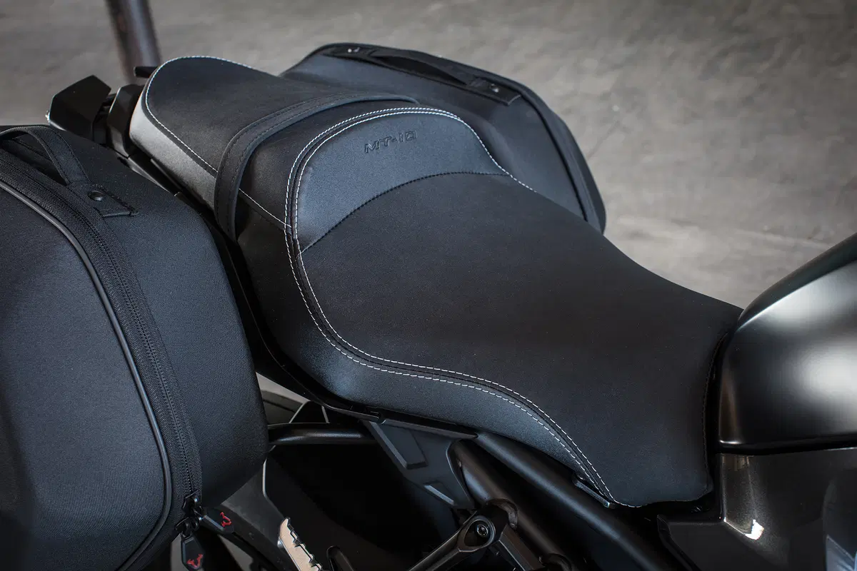Yamaha MT-10 SP e Tourer Edition (42)