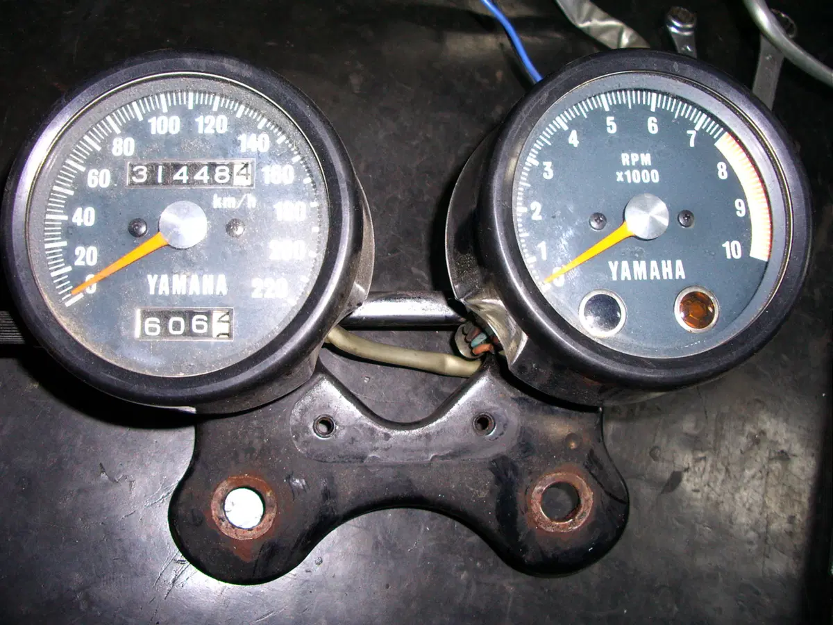 Restaurando, terza puntata: Yamaha XS-2 650 (22)