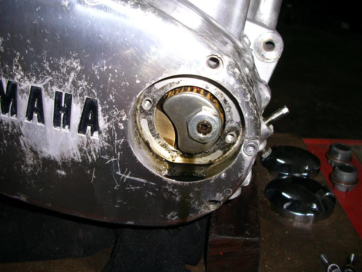 Restaurando, terza puntata: Yamaha XS-2 650 (12)