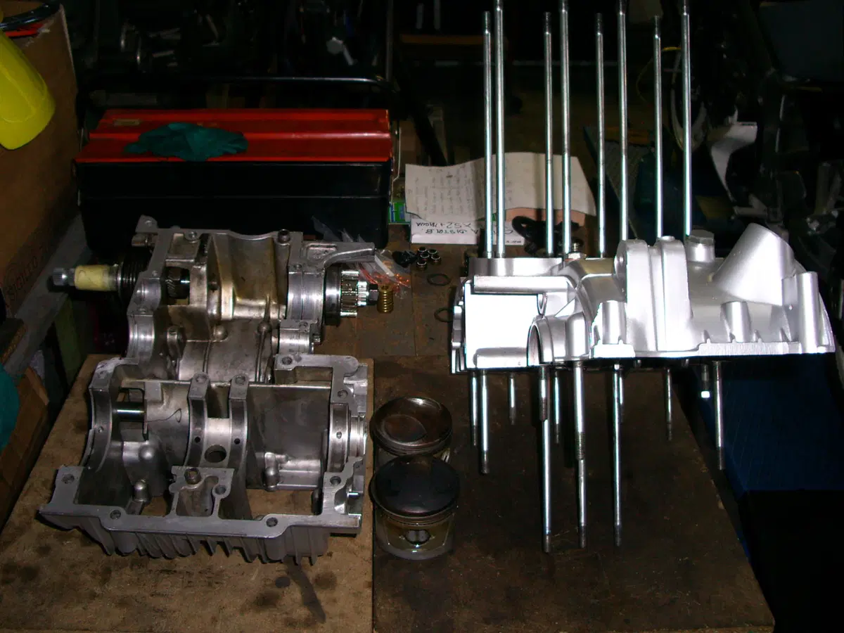 Restaurando, terza puntata: Yamaha XS-2 650 (29)