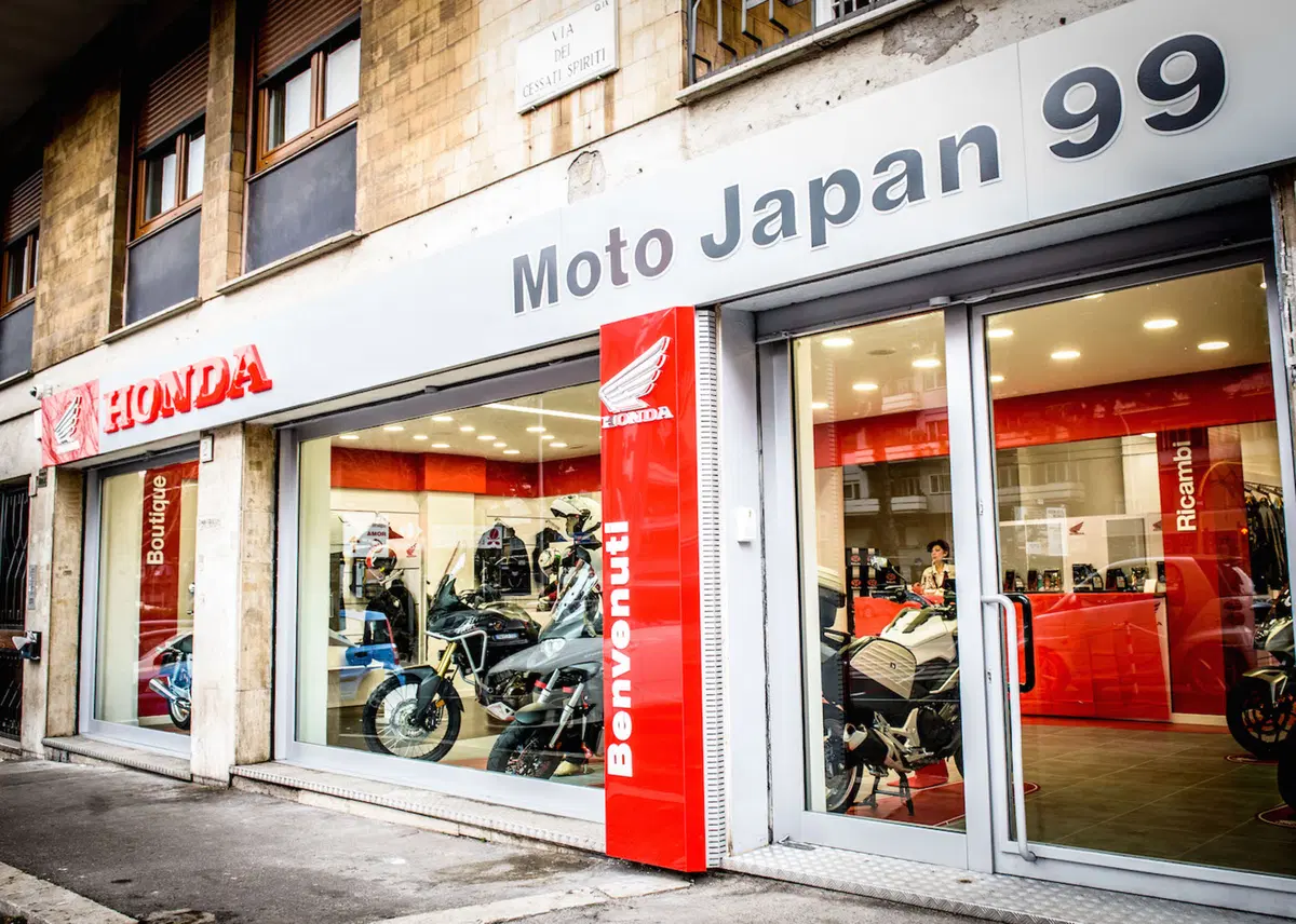 Moto Japan 99: nuova concessionaria Honda a Roma (6)