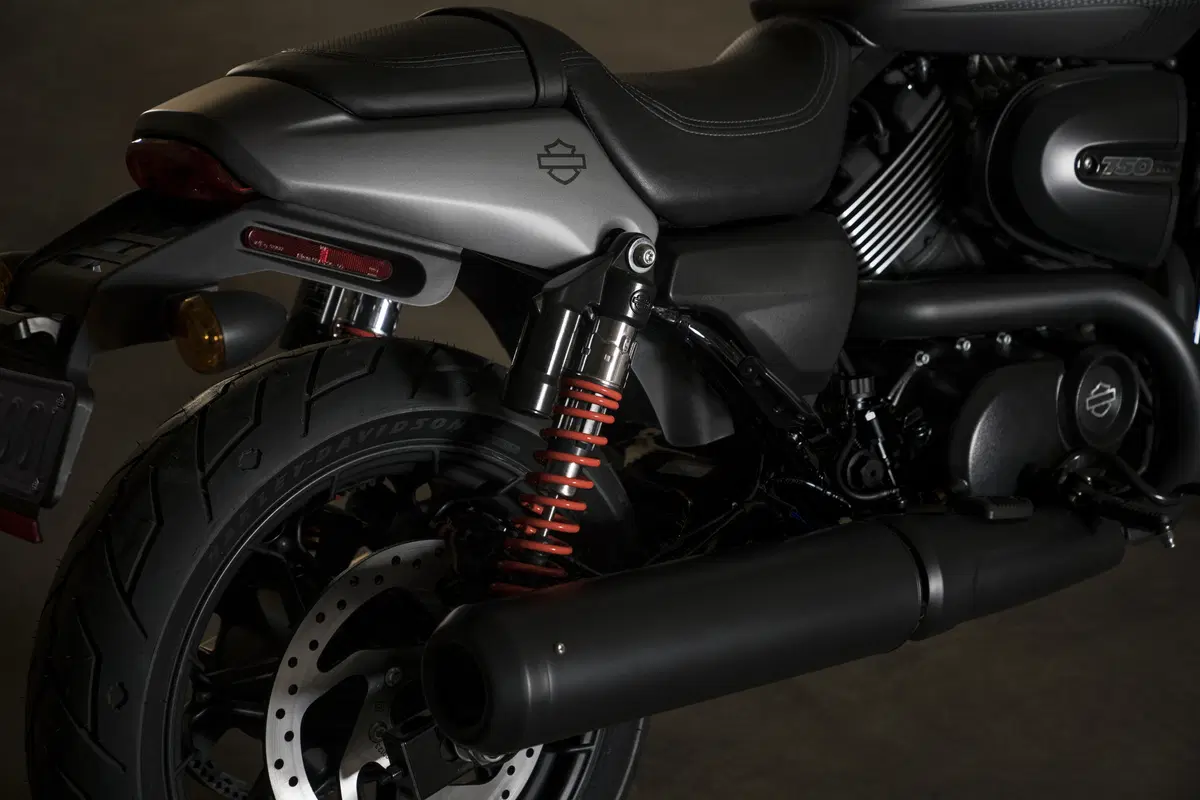 Harley-Davidson Street 750 Street Rod (2017 - 20) - XG 750 (10)