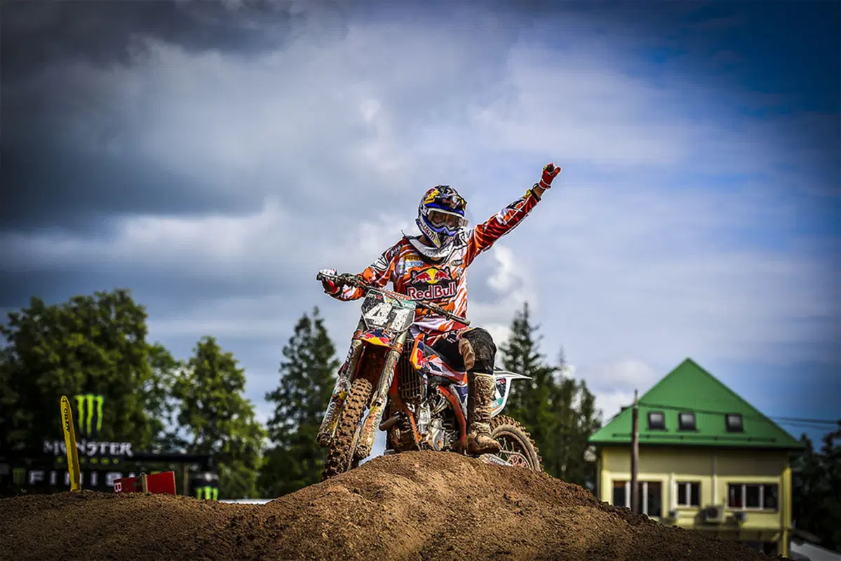 MXGP 2015. Gli scatti più spettacolari del GP di Lettonia (45)