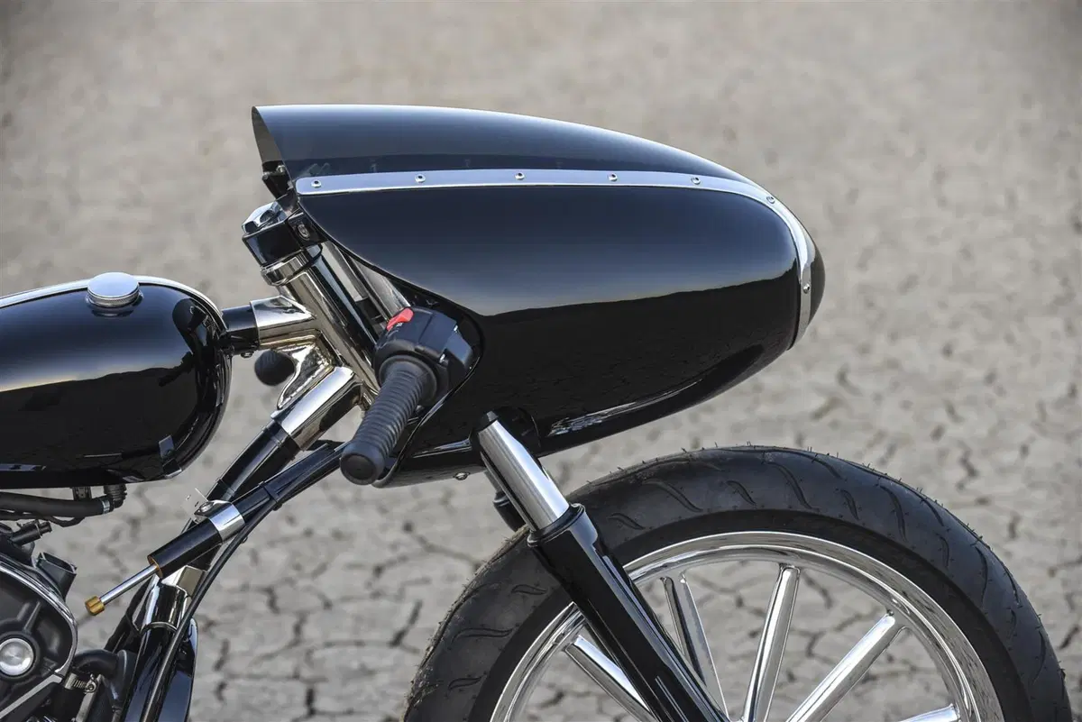 Indian Black Bullet Scout: il mito di Bonneville (8)