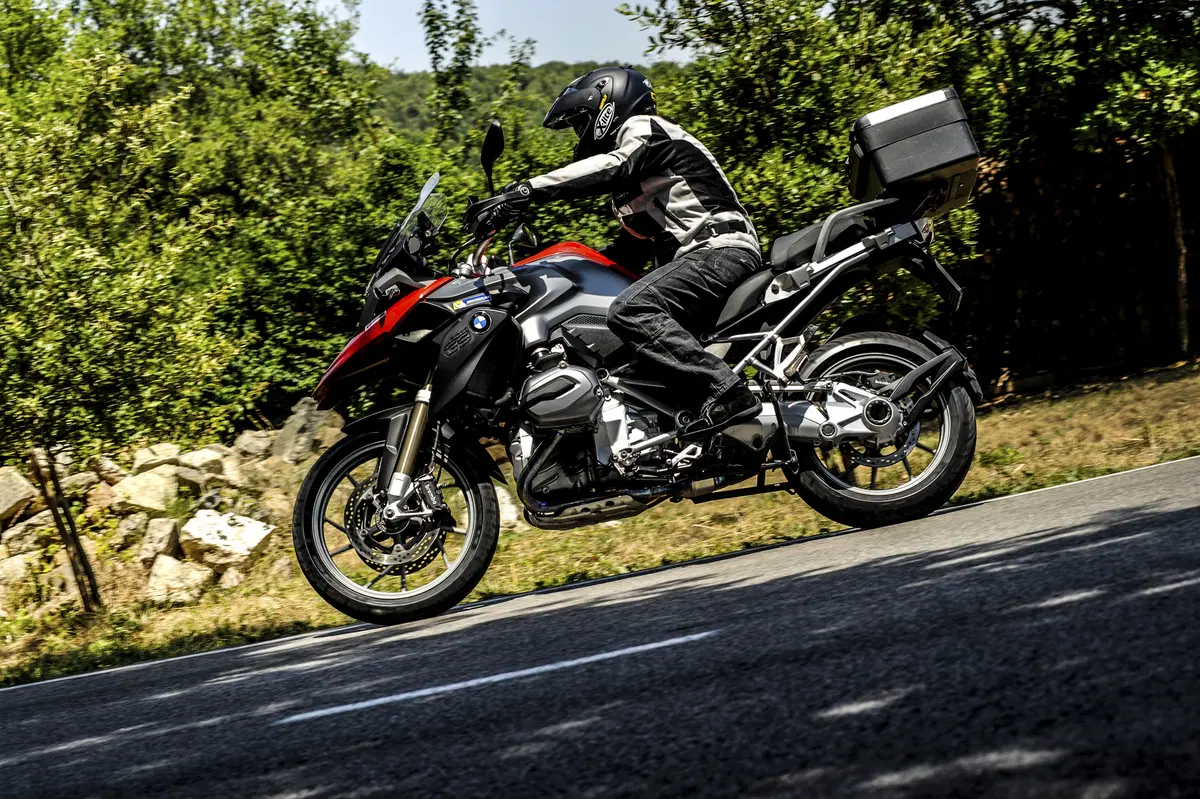 Michelin Pilot Road 4 Trail (2)