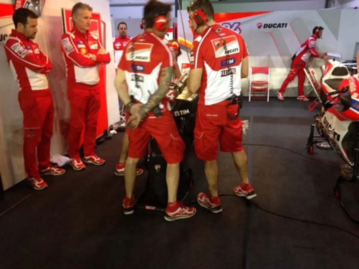 MotoGP 2017. Ducati svela le sue 'ali', l'Ing. Bernardelle le spiega (6)