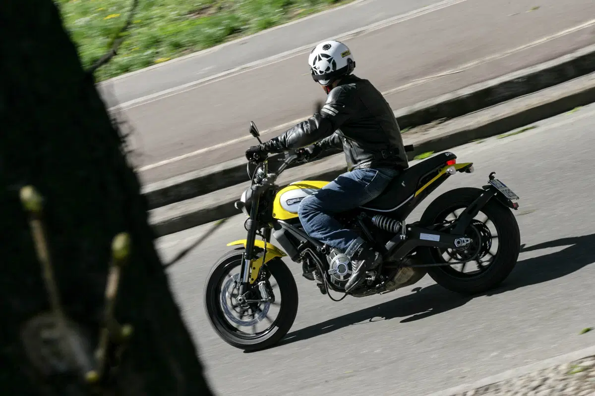 Ducati Scrambler Icon (19)