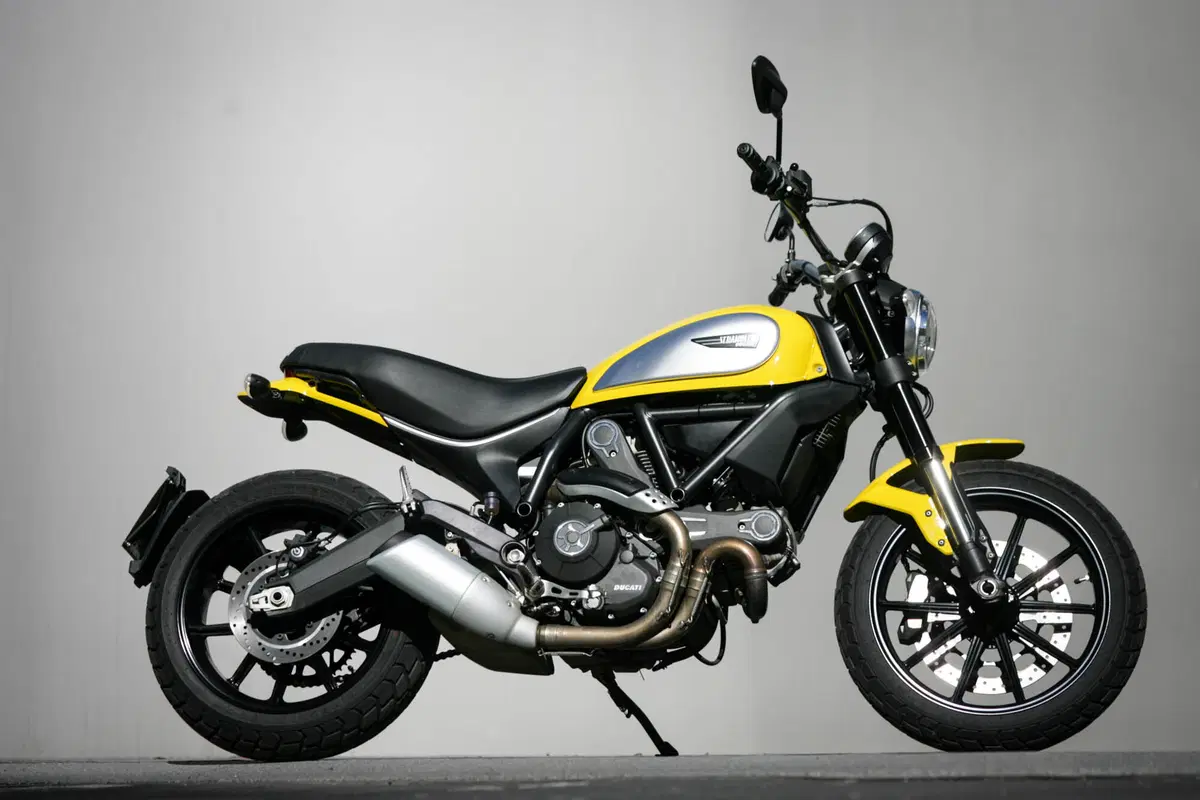 Ducati Scrambler Icon (24)