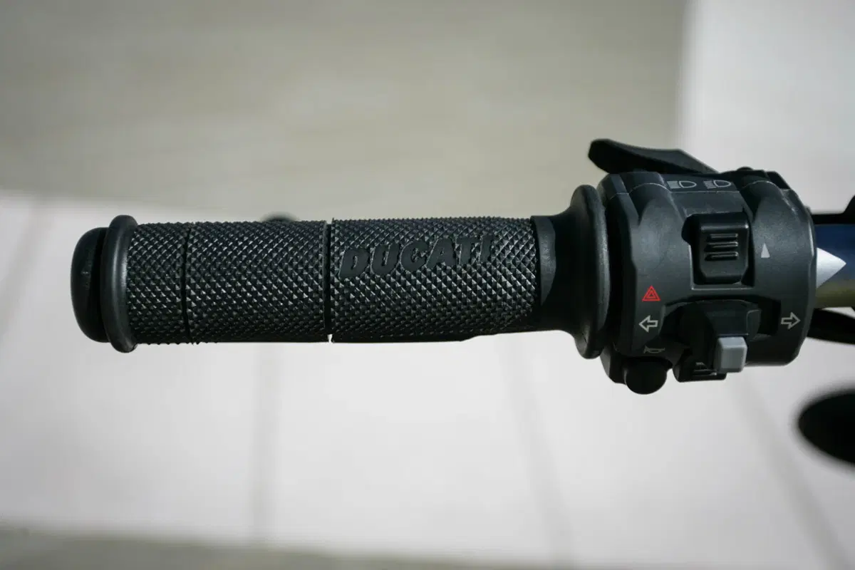 Ducati Scrambler Icon (38)