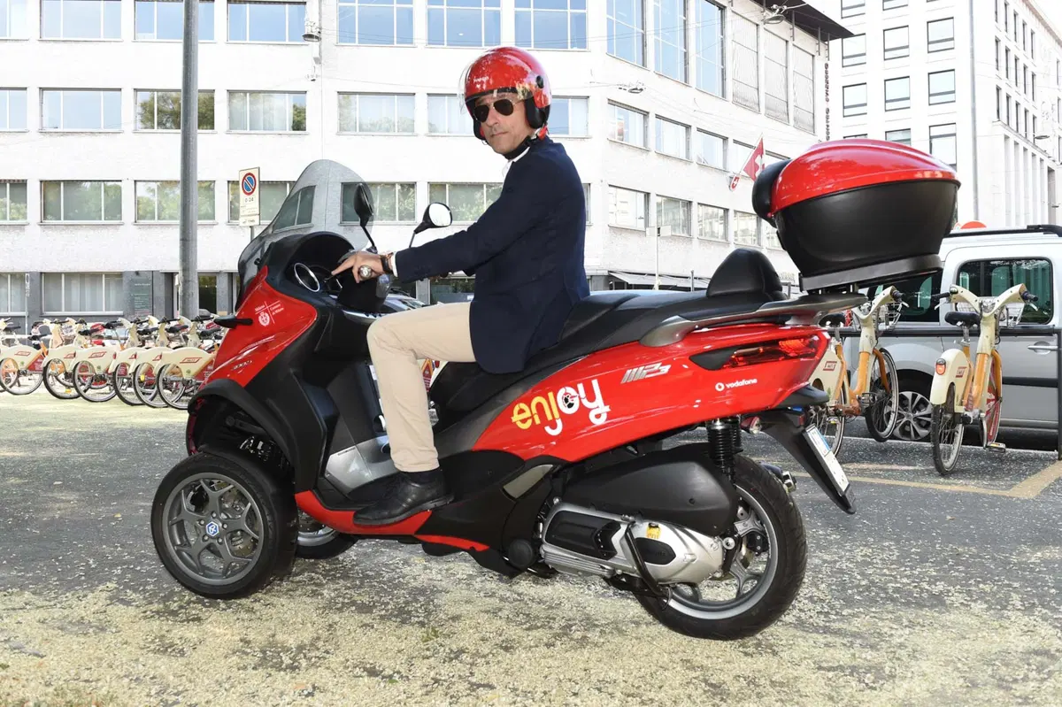 Scooter sharing Enjoy, da oggi a Milano (2)