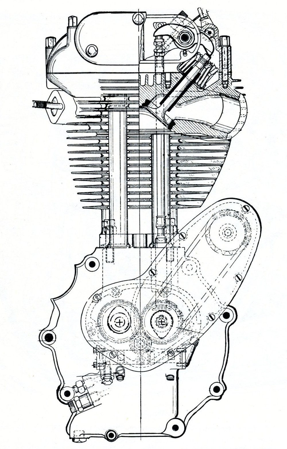 Il motore delle AJS/Matchless di 350 e 500 cm3 era caratterizzato tra l&rsquo;altro dall&rsquo;impiego di bilancieri realizzati in tre parti. I due alberi a camme collocati sulla destra del basamento agivano su punterie a piattello