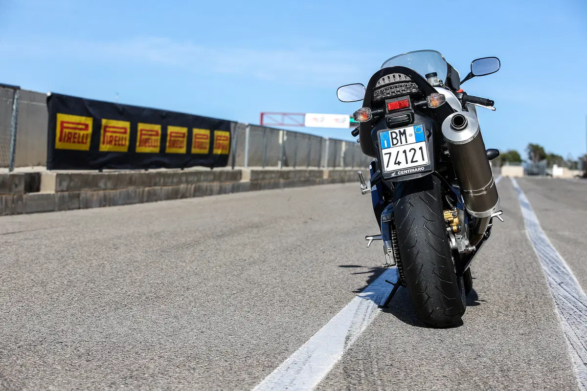 Honda CBR Fireblade e Pirelli Diablo: alla (ri)scoperta di due dinastie (6)