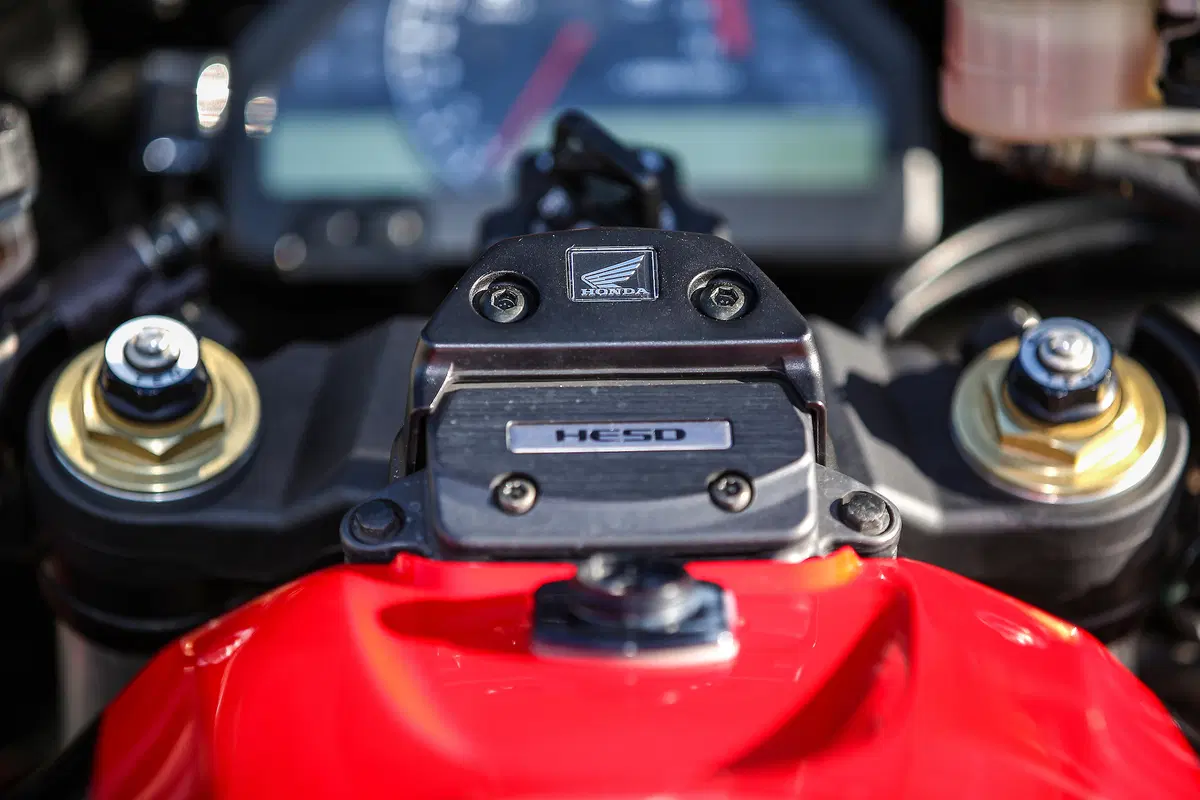 Honda CBR Fireblade e Pirelli Diablo: alla (ri)scoperta di due dinastie
