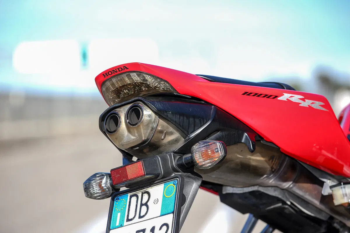 Honda CBR Fireblade e Pirelli Diablo: alla (ri)scoperta di due dinastie (6)