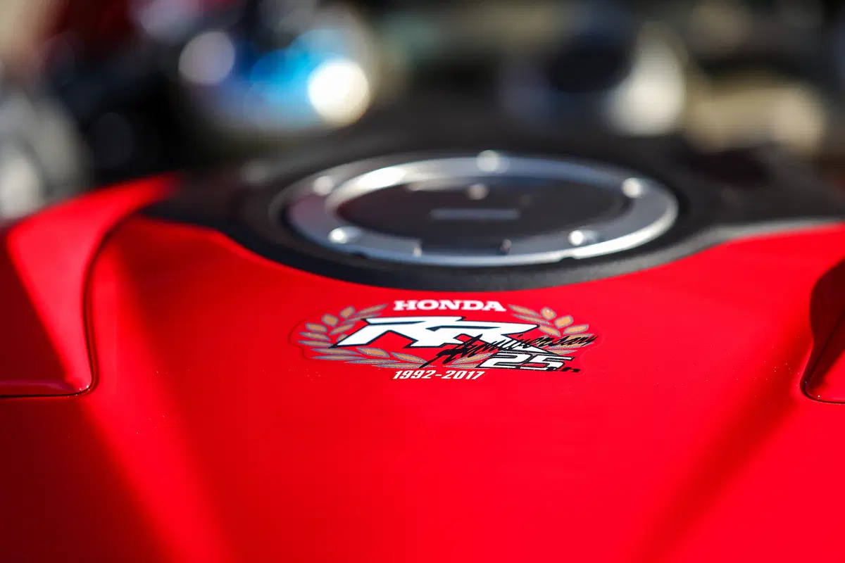 Honda CBR Fireblade e Pirelli Diablo: alla (ri)scoperta di due dinastie (4)