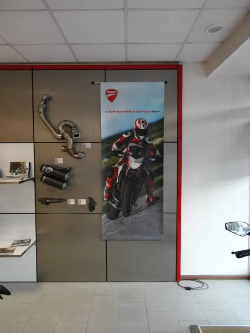 Banner Ducati Banner (2)