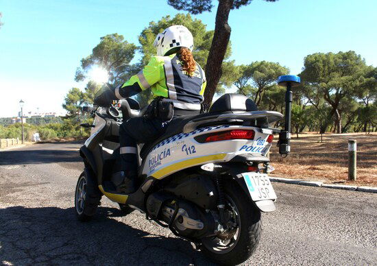 160 Piaggio MP3 alla polizia di Madrid