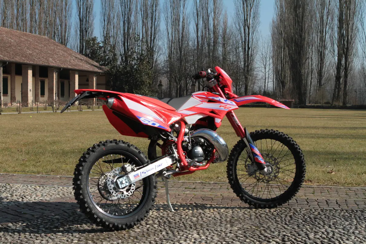 Beta RR Enduro 50 Factory. Cinquantino da sogno! (12)