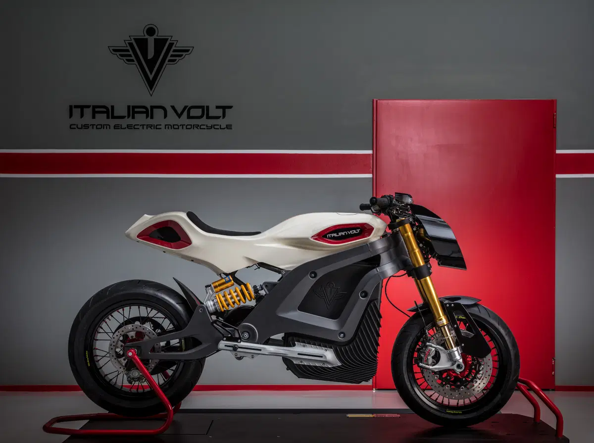 Italian Volt svela 'Lacama', la moto elettrica sartoriale (30)