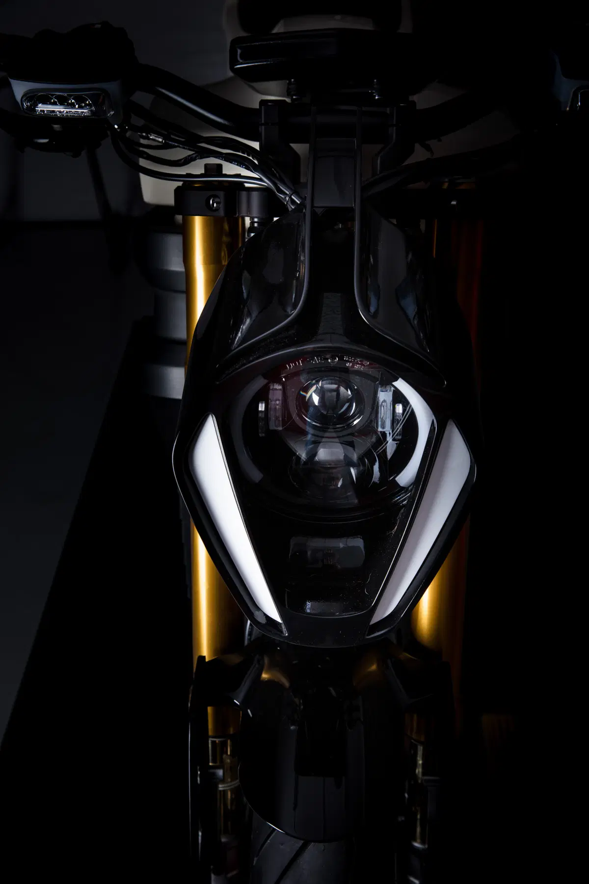 Italian Volt svela 'Lacama', la moto elettrica sartoriale (43)
