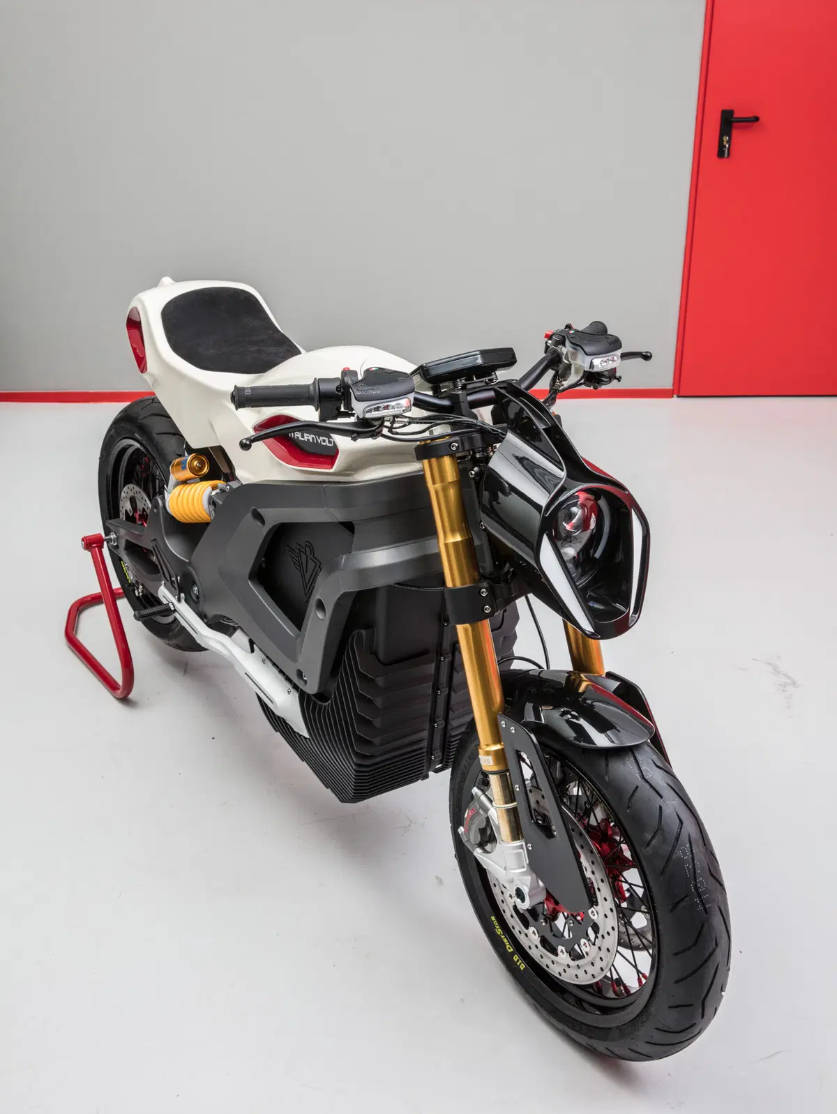 Italian Volt svela 'Lacama', la moto elettrica sartoriale (51)