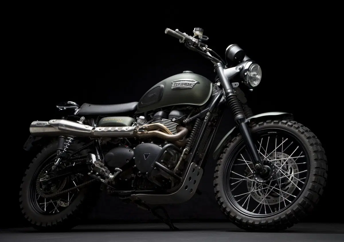 Triumph Scrambler Jurassic World, all'asta contro il cancro