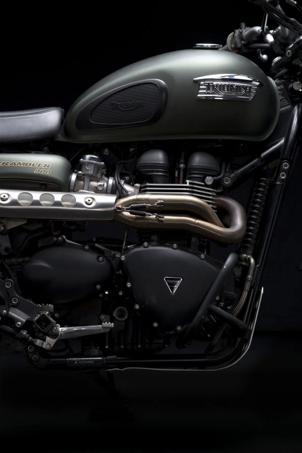 Triumph Scrambler Jurassic World, all'asta contro il cancro (6)