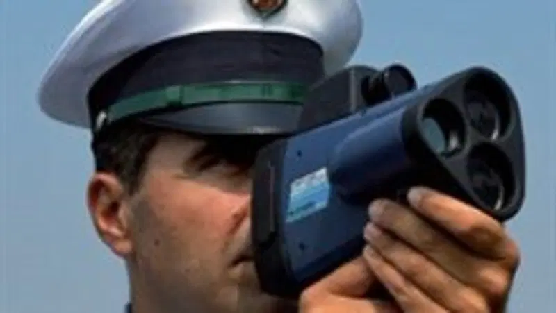 Cellulare e cinture? Arriva TruCam, l'autovelox infallibile (Video)