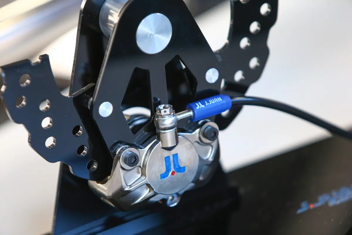 J.Juan Racing, dalla MotoGP alla serie (7)