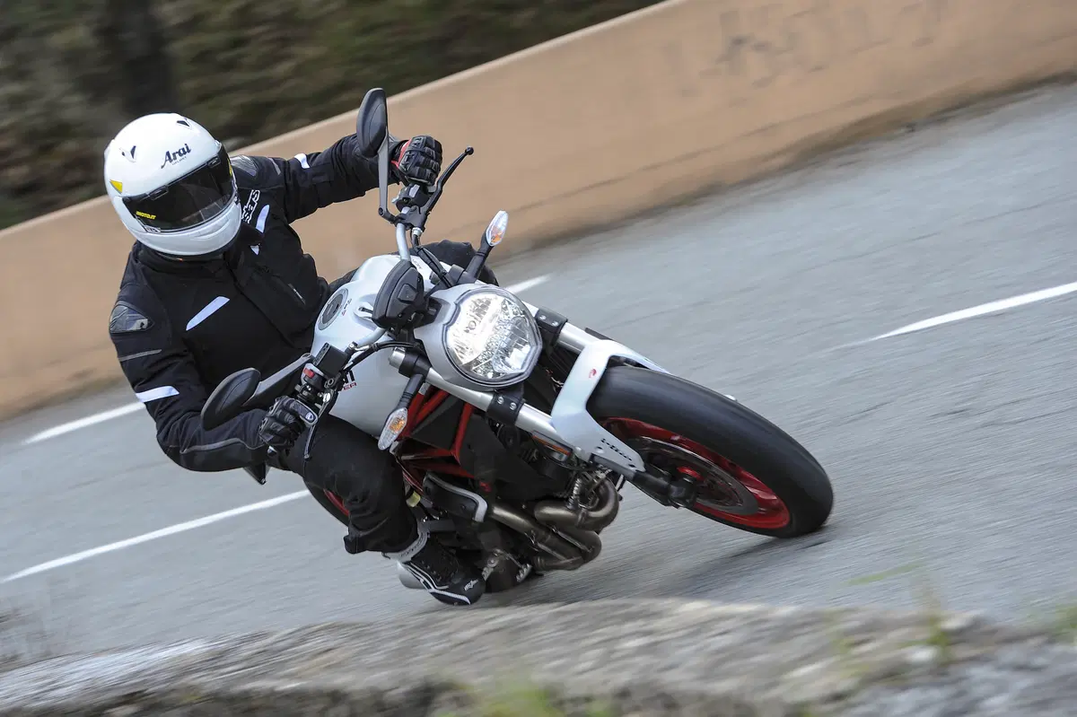 Ducati Monster 797 2017 (10)