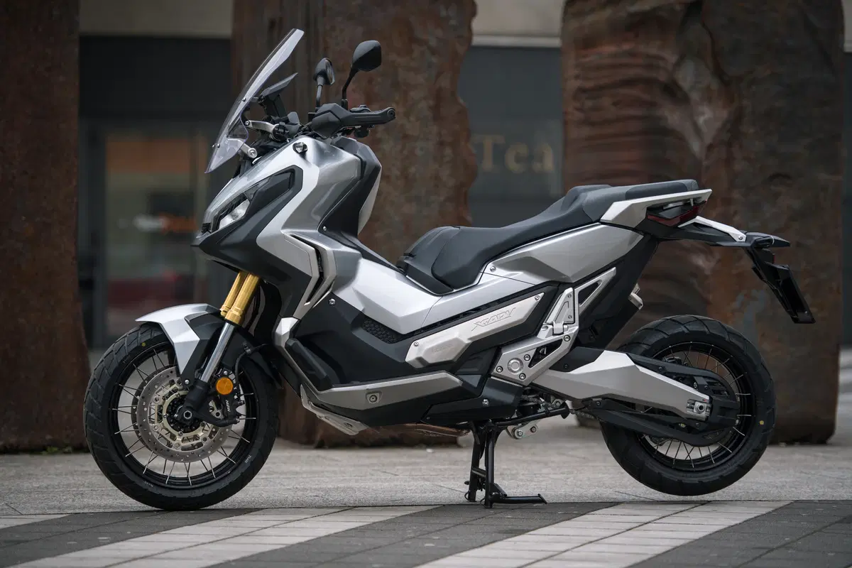 Honda X-ADV. La prova su strada e in offroad