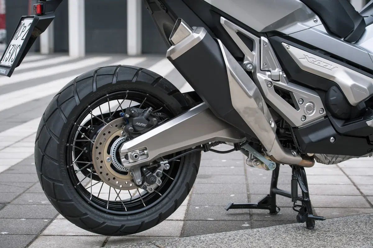 Honda X-ADV. La prova su strada e in offroad (9)