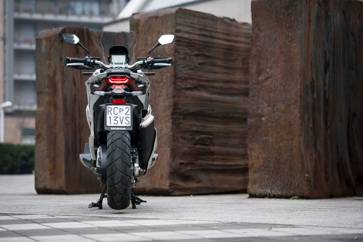 Honda X-ADV. La prova su strada e in offroad (6)