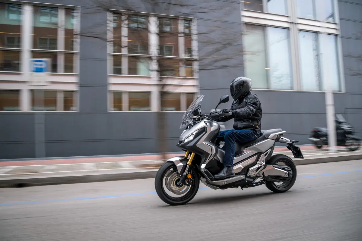 Honda X-ADV. La prova su strada e in offroad (10)