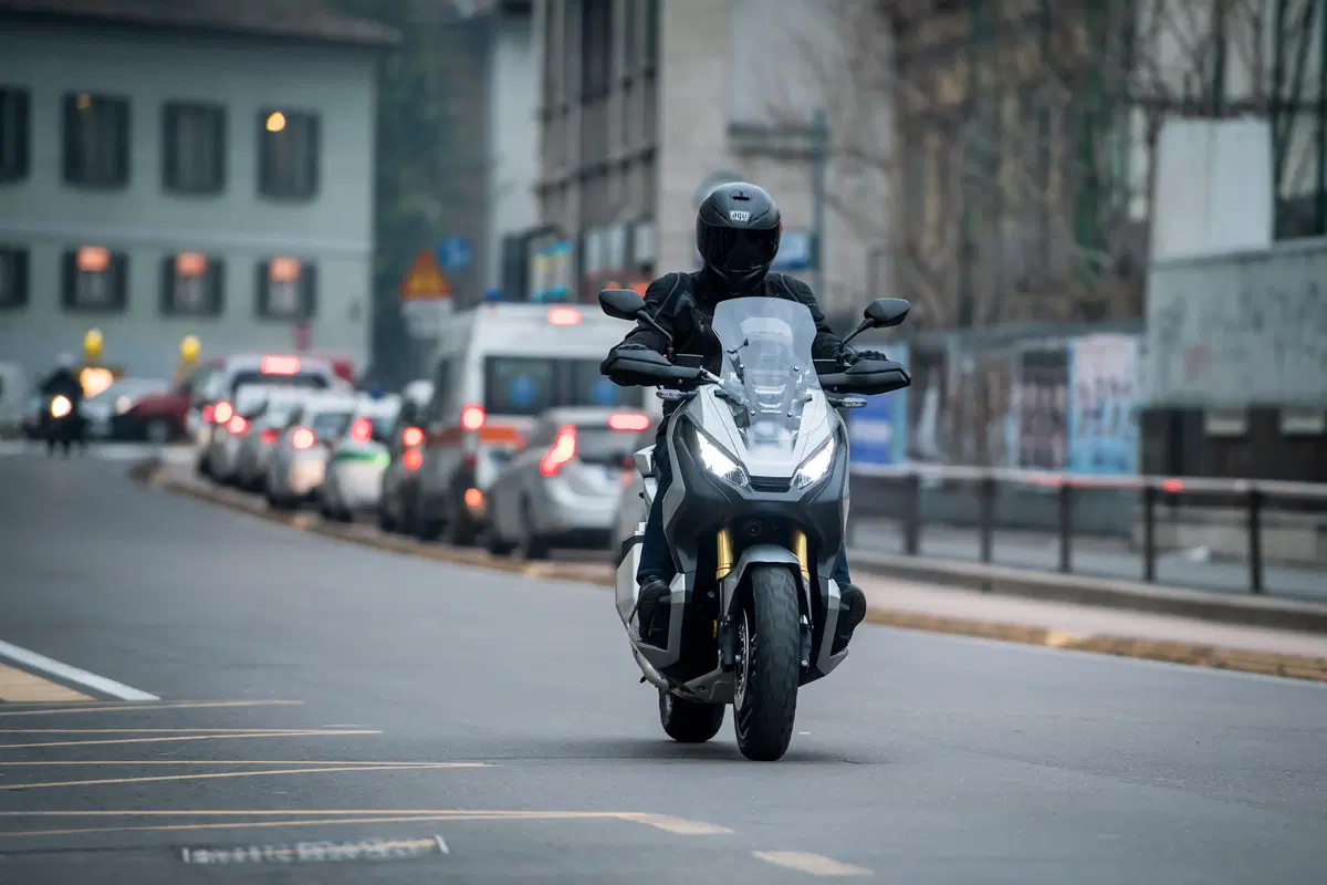 Honda X-ADV. La prova su strada e in offroad (5)