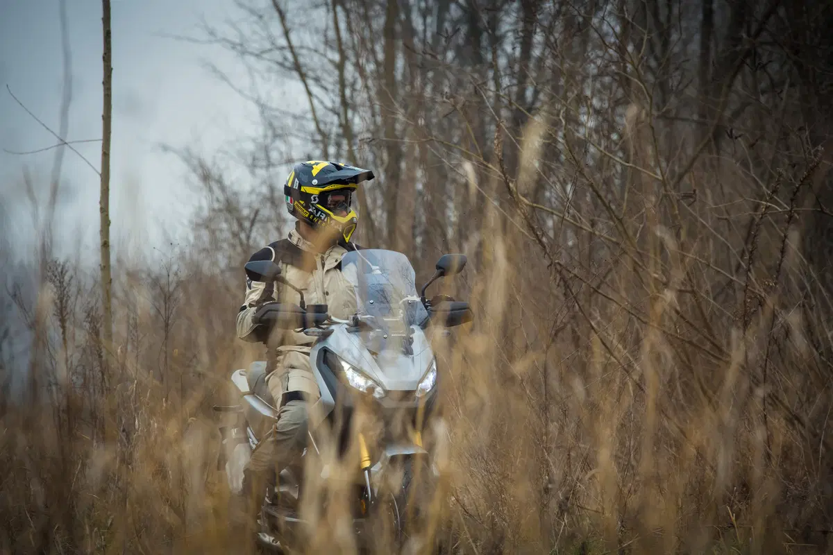 Honda X-ADV. La prova su strada e in offroad (3)