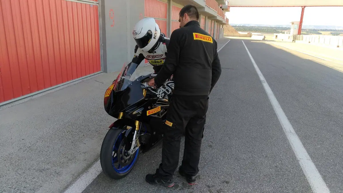 Pirelli Diablo Superbike SC3 (4)