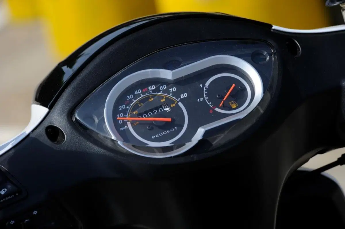 Peugeot Tweet 50 Tweet 50 (2015 - 20) (2)