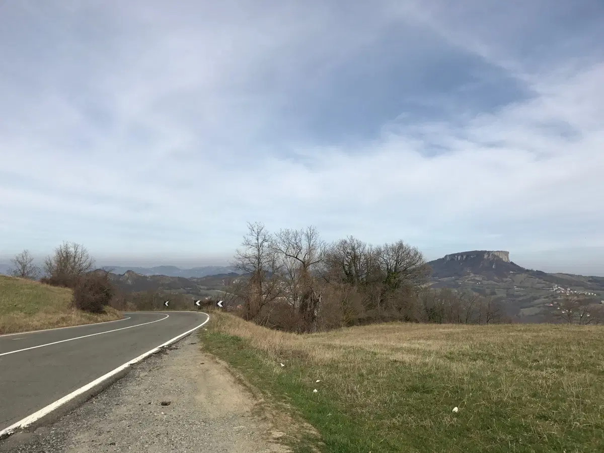 In viaggio con Camilla: il passo del Cerreto (8)