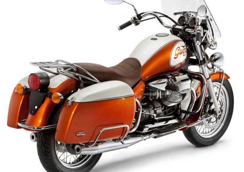 Moto Guzzi California 1100 California 1100 90° Anniversario (2012) (2)