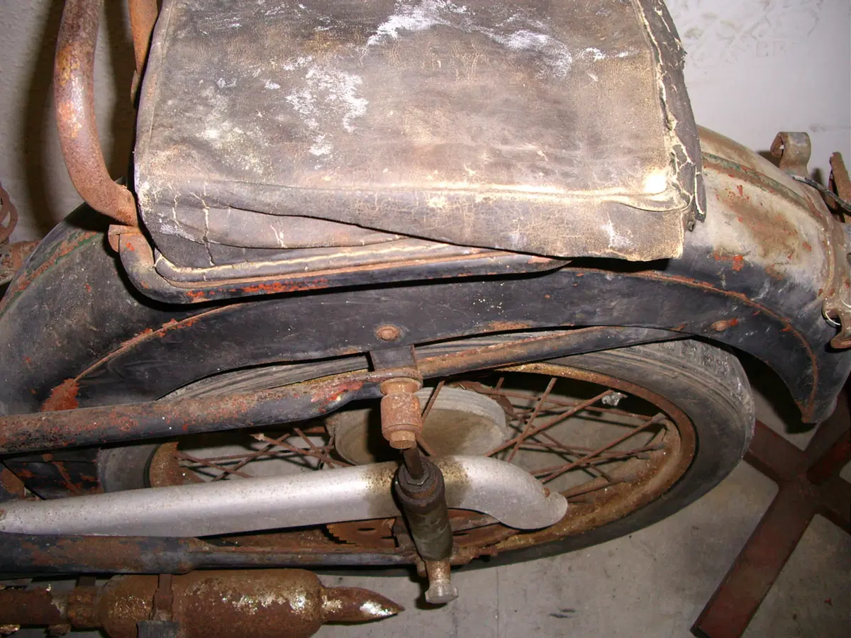 Restaurando, quarta puntata: Benelli Letizia 98 (16)